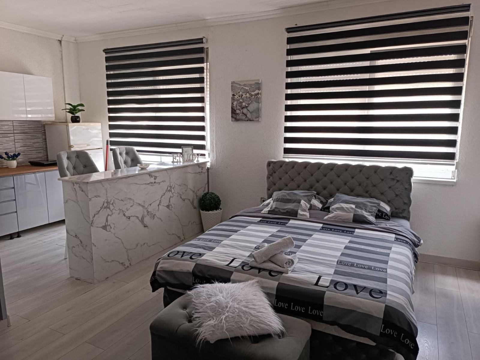 Apartman U Centru Šid Exterior foto