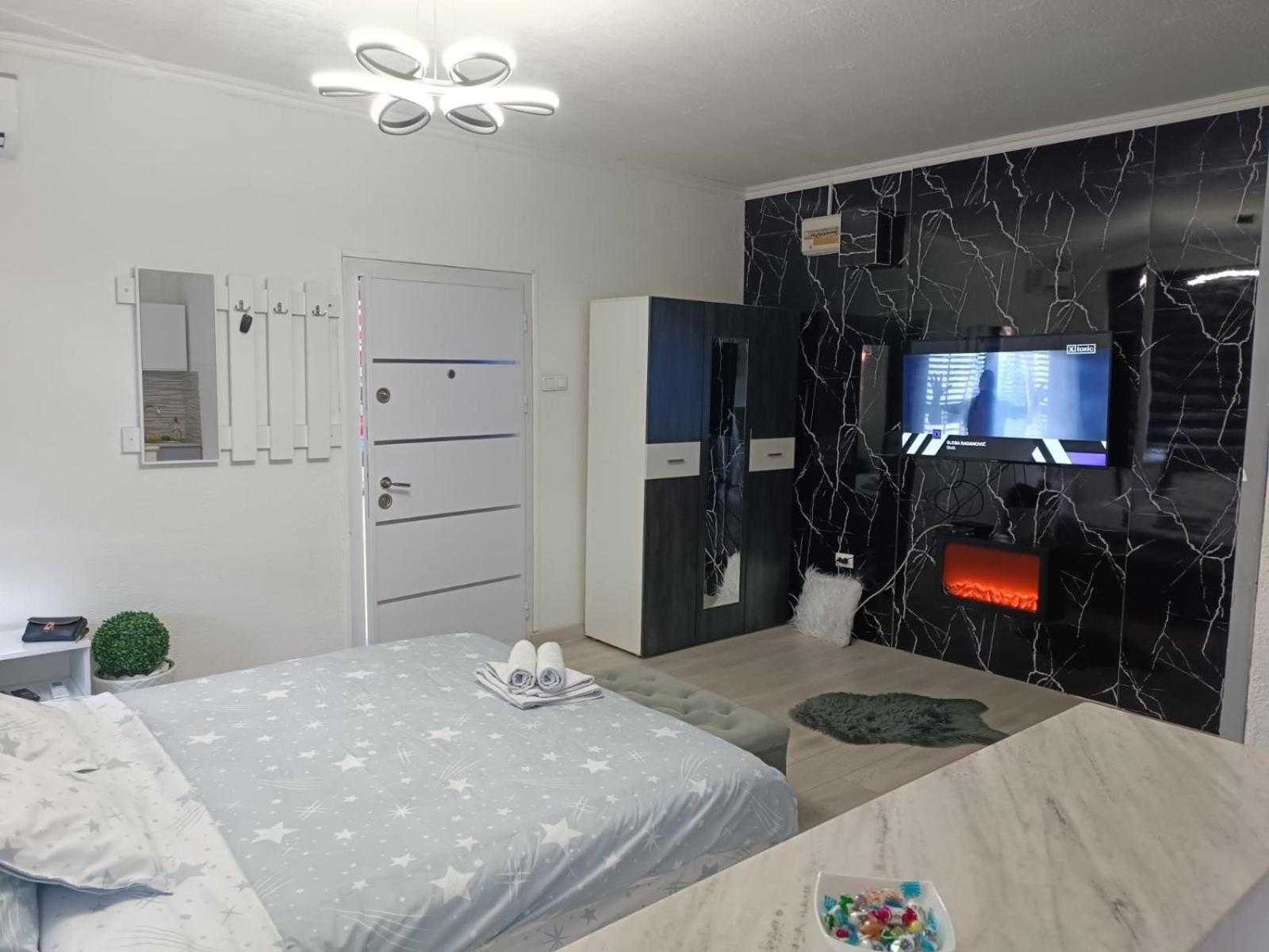 Apartman U Centru Šid Exterior foto